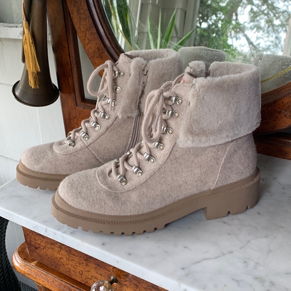 Anne Klein Shoes - Anne Klein “Carmine” Beige Winter Boots Fur Trim Lace-Up Moto